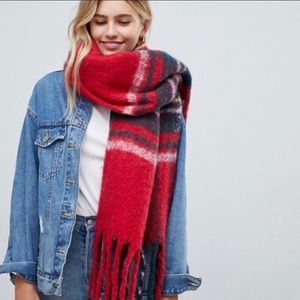 HOLLISTER Plaid blanket scarf